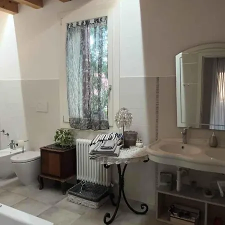 Bed And Bread With Tea Time & Coffee Break Guest house